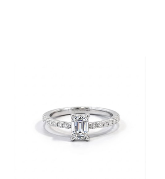Anello solitario collezione Moissanite - ct 0.70